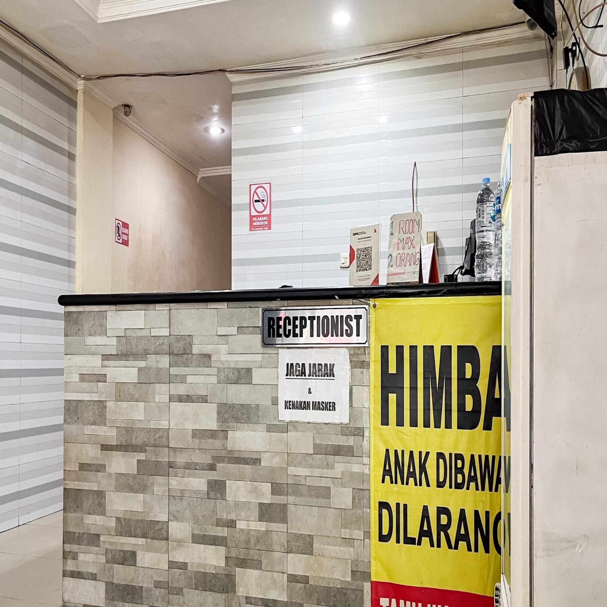 Arcadia Rooms Redpartner Jakarta Kültér fotó