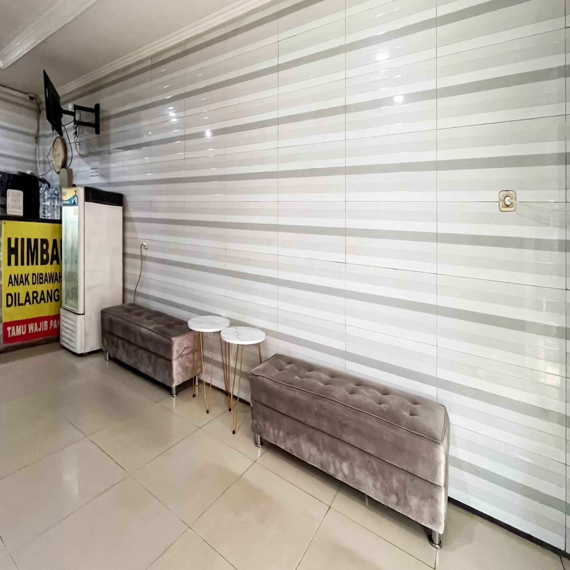 Arcadia Rooms Redpartner Jakarta Kültér fotó