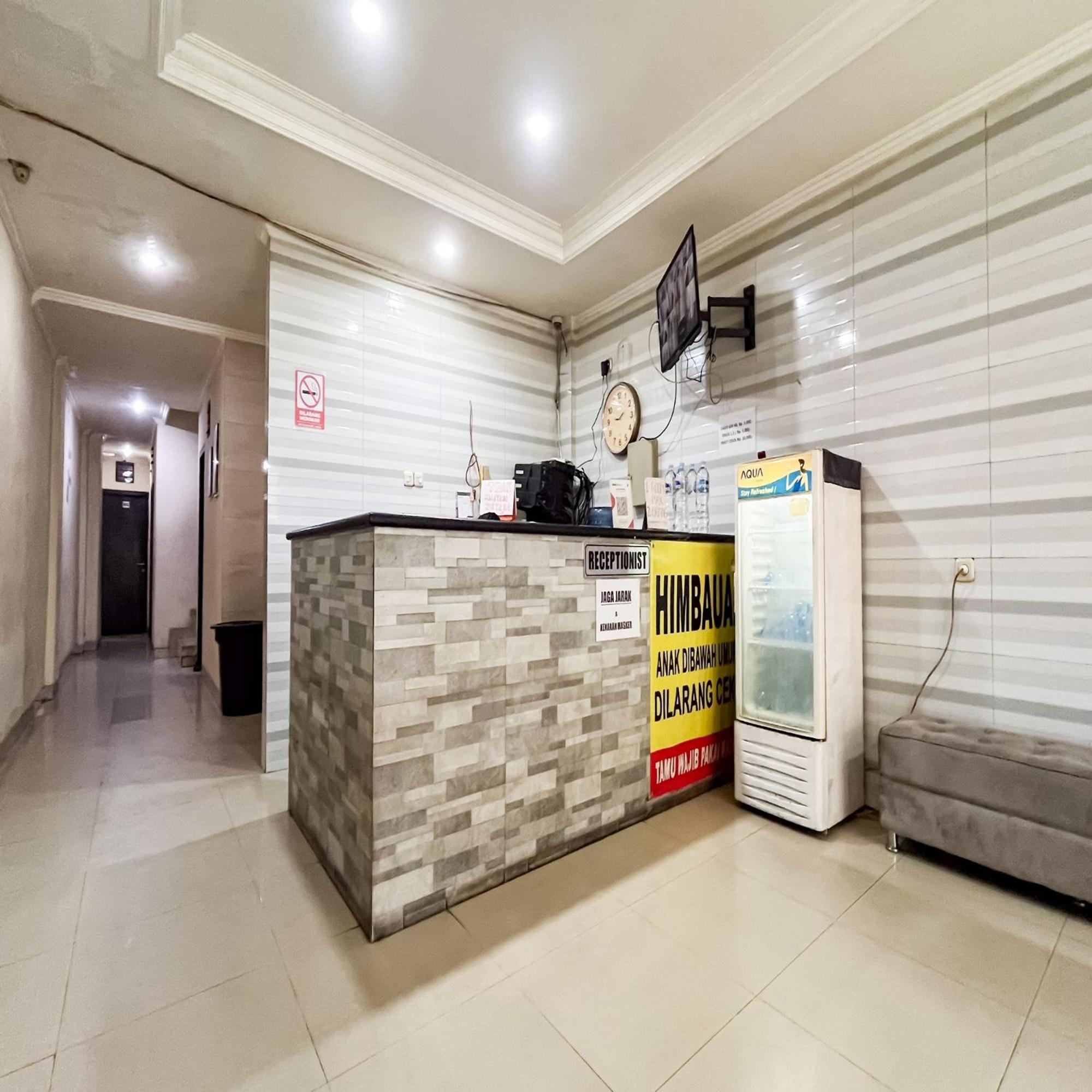 Arcadia Rooms Redpartner Jakarta Kültér fotó